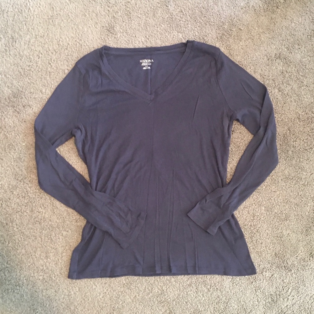 Long-sleeved sweater